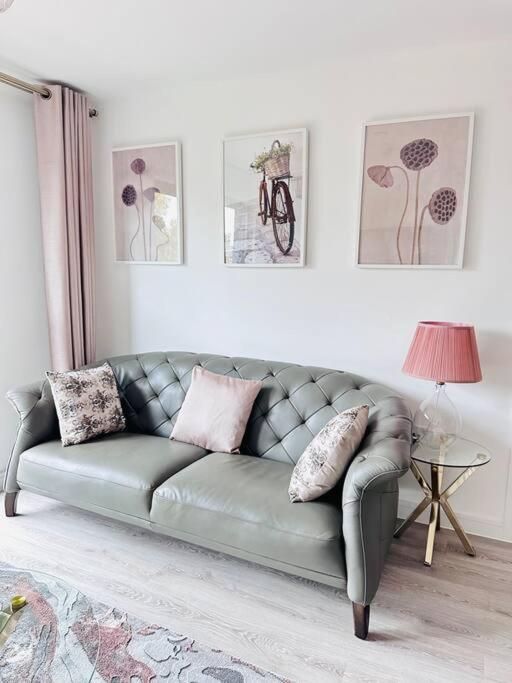 Central Derby Urban 2 Bedroom Flat - An Oasis Of Elegance! Free Parking And Wifi Suitable For Families And Professionals Exterior foto